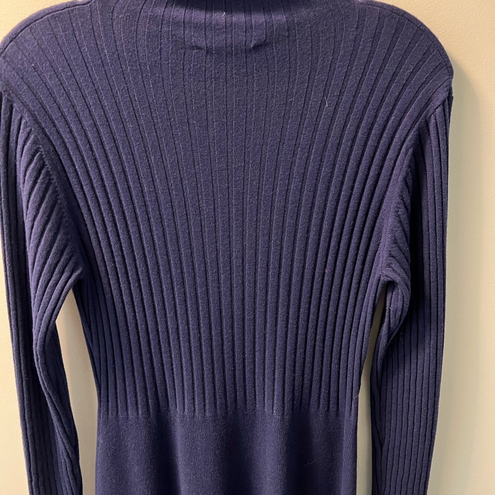 Wool turtleneck dress - Picture 7 of 9